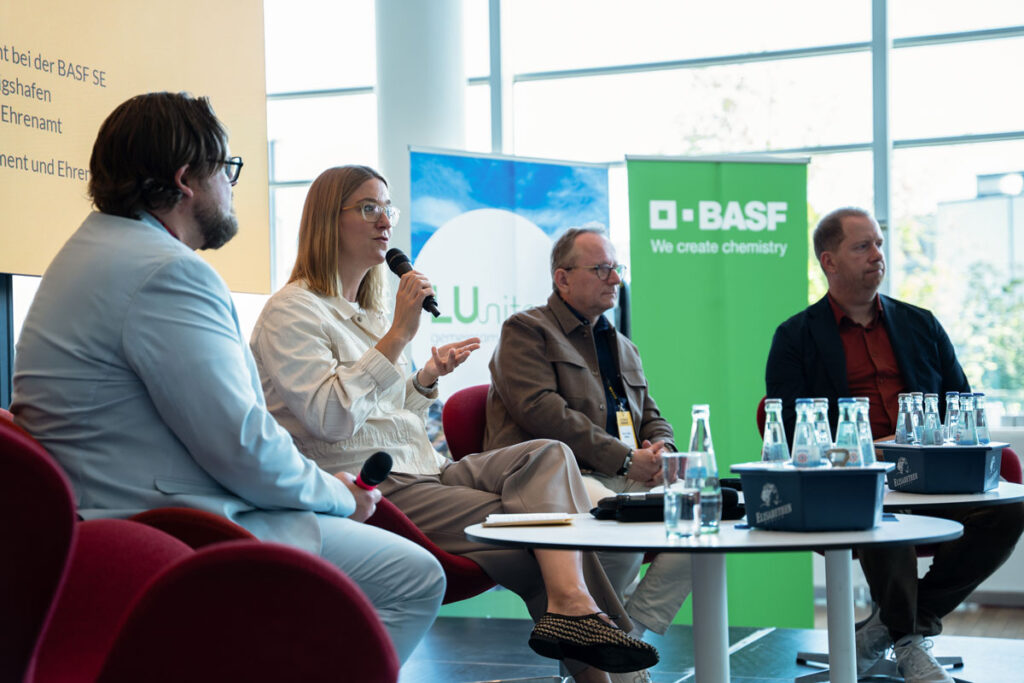 Diskussionsrunde ©WOW Magazin, Murat Bilir
