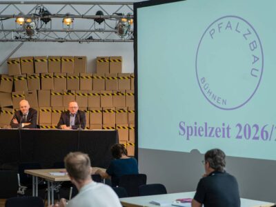 Pressekonferent am 11. Juni 2026